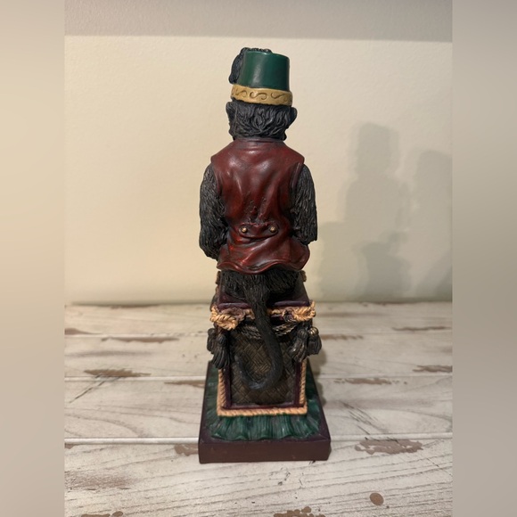 CBK Monkey With Fez Hat Reading A Book Statue - Picture 3 of 7
